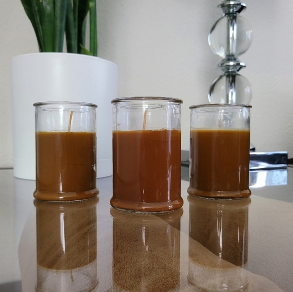 3/$5 Scented Glass Covered Jar Vanilla Cinnamon Brûlée 3.5oz Candles - Picture 3 of 13